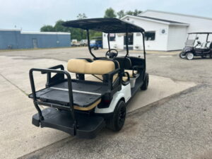 2026 E-Z-GO EXPRESS 6
